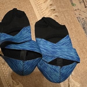 Blue and Black Athletic Socks with Two-Tone Design
